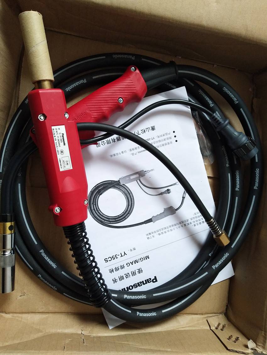 供应松下二氧化碳气保焊枪yt35cs4hae