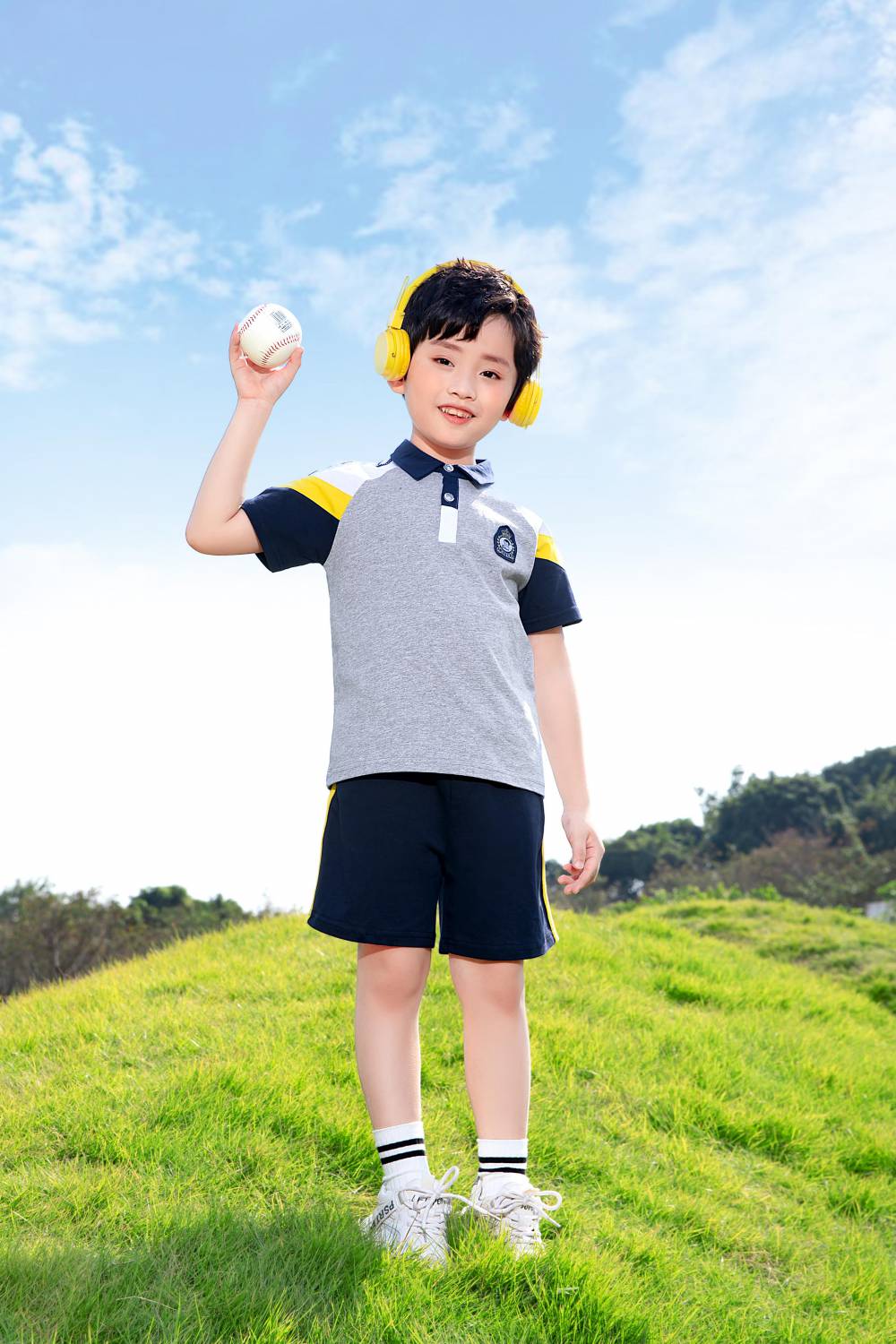 【幼儿园园服款式 兴童幼儿园校服厂家夏季高端礼服】图片查看详情>