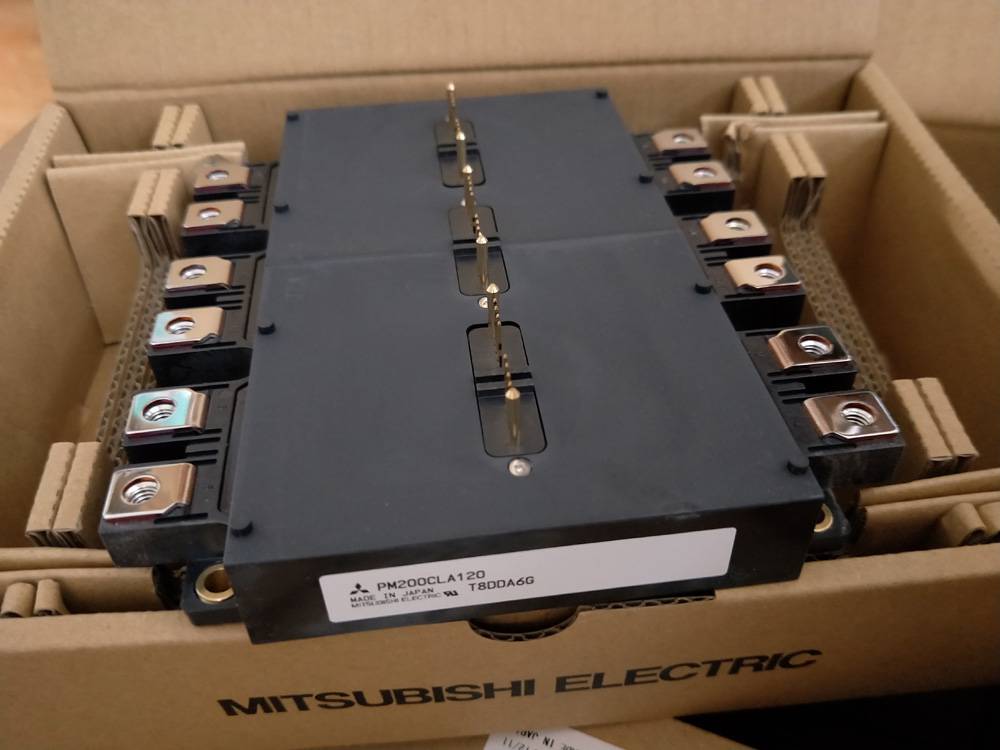 三菱ipm智能模块/三菱igbtcm150dy-24a原装***