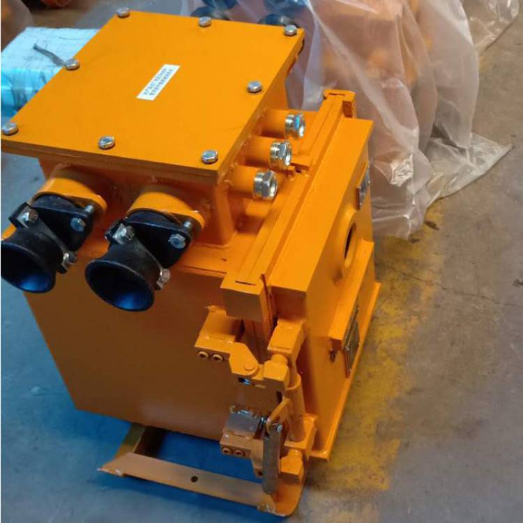 qjz2x80660380sf电磁启动器煤矿风机用隔爆兼本安双电源真空电磁启动