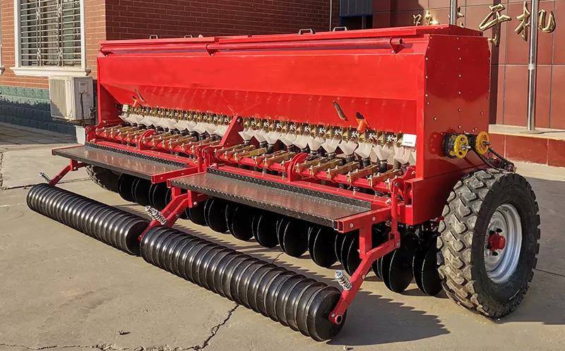 牵引式大型小麦播种机36行苜蓿播种机荞麦播种施肥机