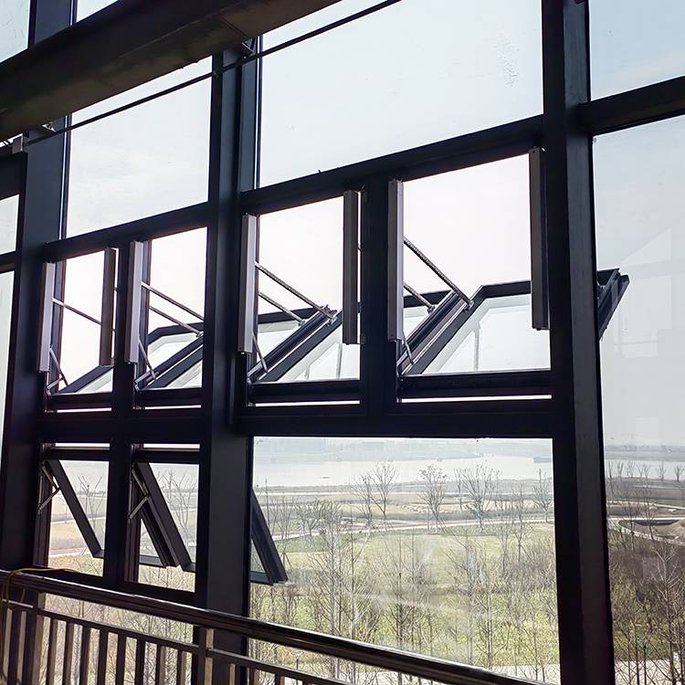 幕墙上悬窗电动开窗 下悬排烟窗70度开启电动开窗机消防联动