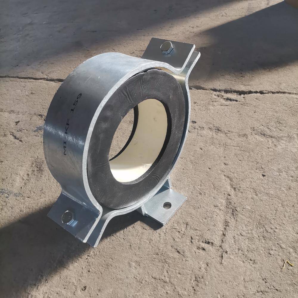 德州dn150聚氨酯保温管托化工管道蛭石隔热管托来图加工