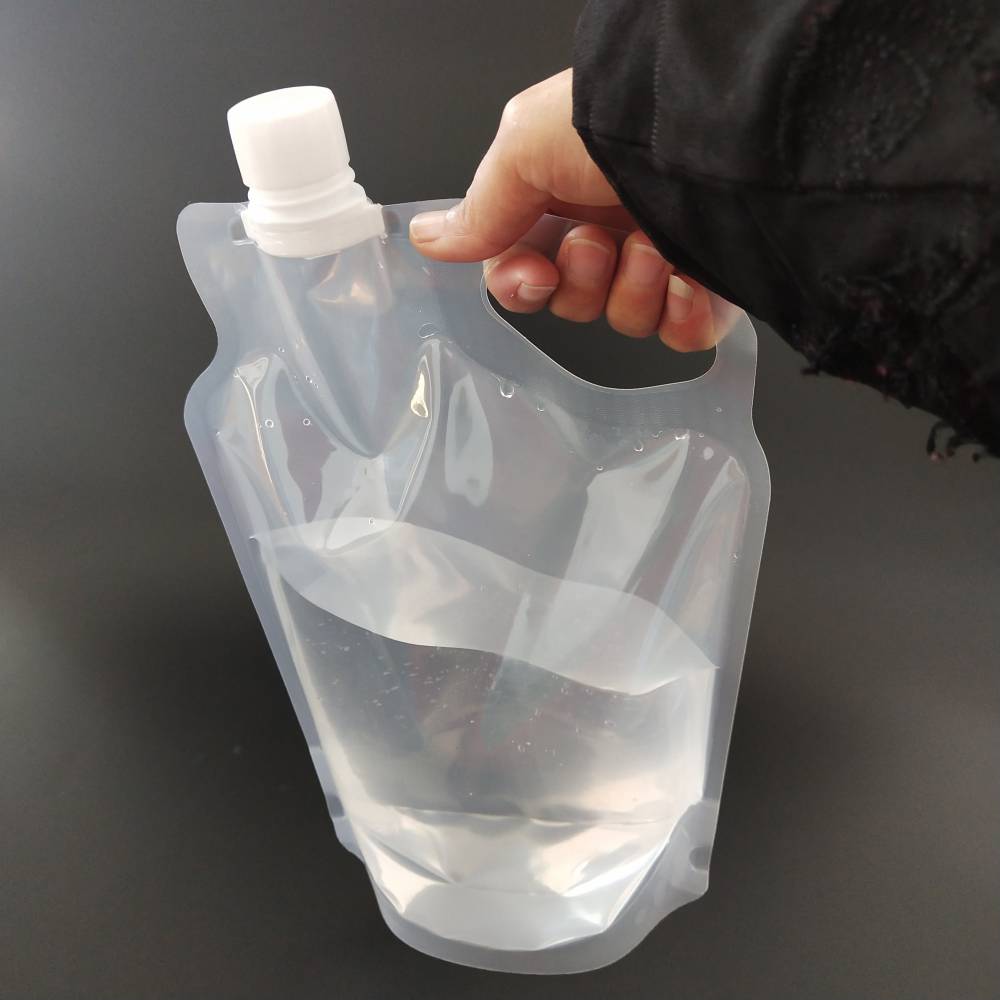 2l饮水袋户外用品野营野营饮水超便携折叠水桶塑料水袋应急水袋