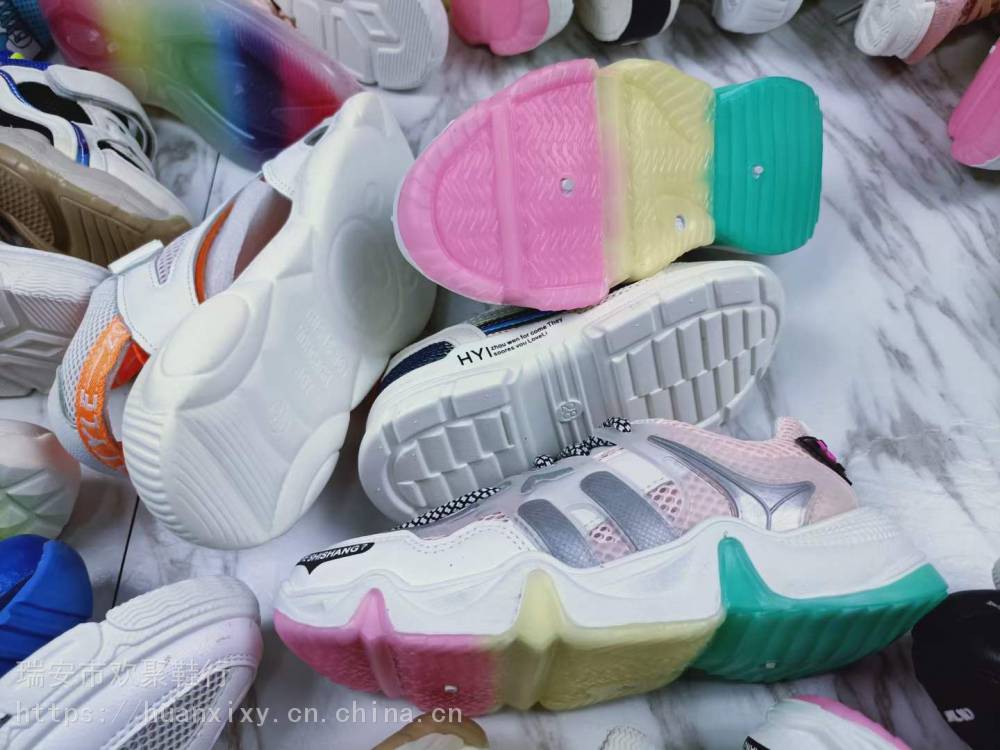 库存鞋容易坏吗