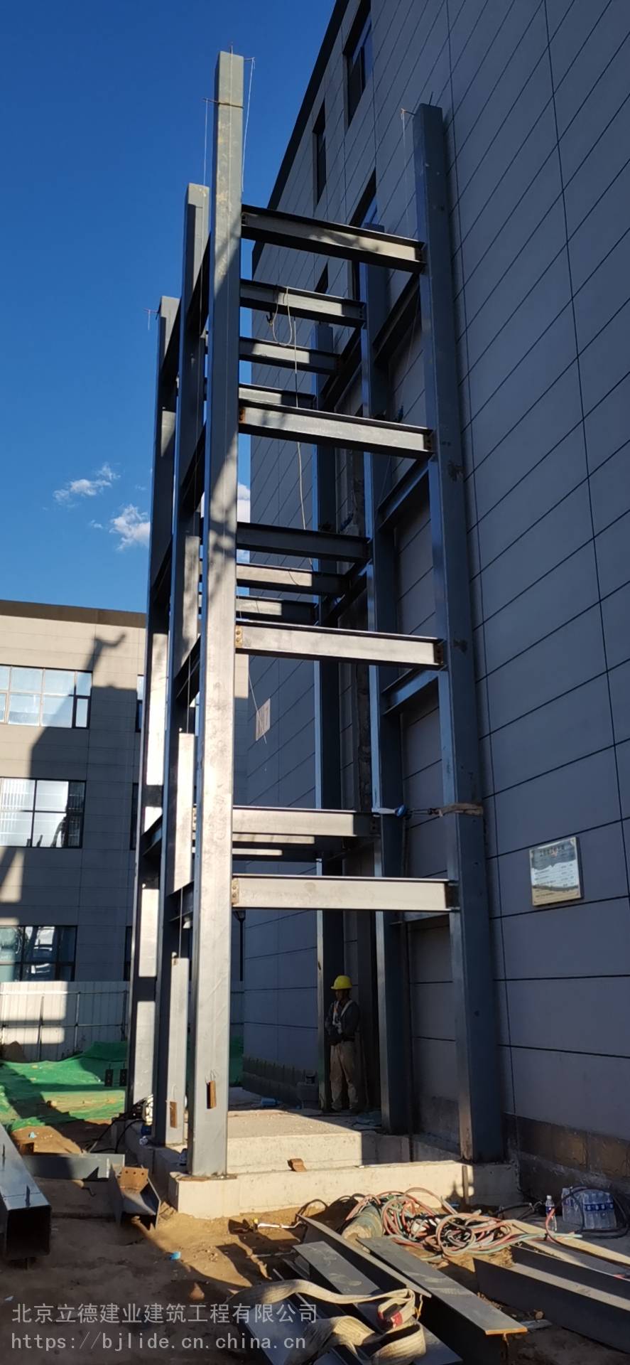 通州区钢结构电梯井制作安装消防楼梯制作公司