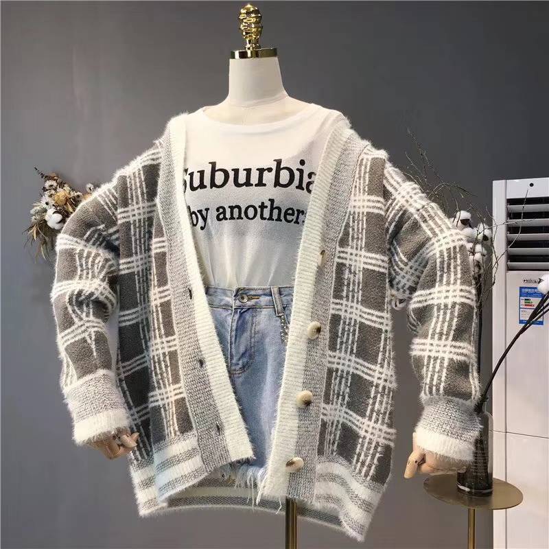 黑龙江鸡西服装批发2元3元5元毛衣 打底女式针织衫地摊货源好卖