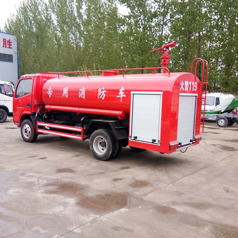 电动消防车万向2方微型消防车一辆