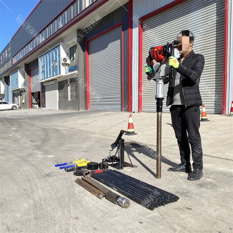 厂家供应手持土壤采样器环境监测取样钻机15米小型取土钻机操作