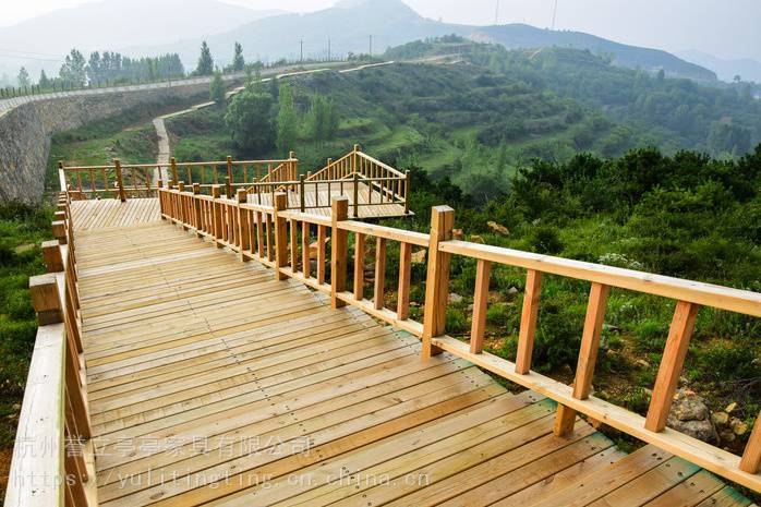 泉州定做防腐木栈道订制木平台