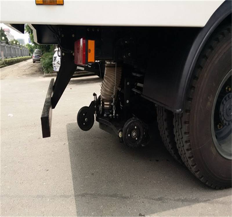 洗扫车高压水泵 车间工业吸尘器 道路清扫车配件