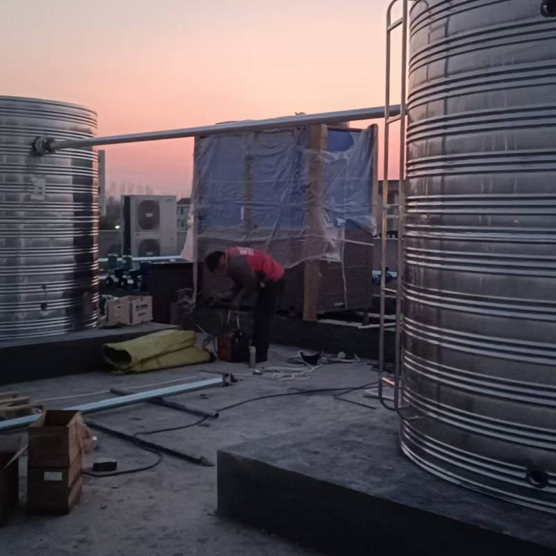 大型热水设备 太阳空气能热水工程