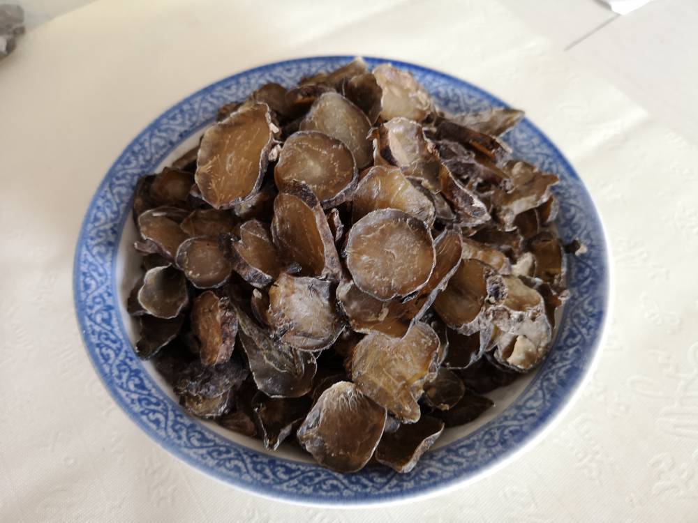 中药材黑冰片哪里购买黑冰片的药用价值黑冰片的价格