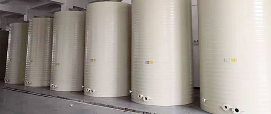湖南永州减水剂立式一体成型储罐