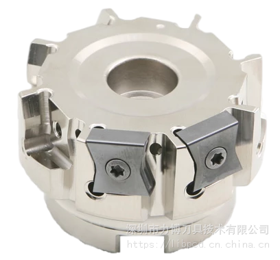 方肩立装铣刀盘