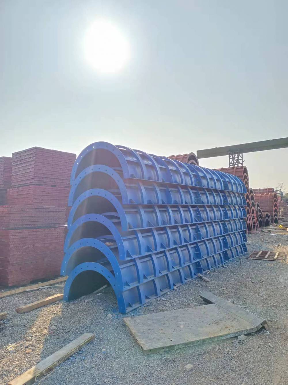 湖北钢模板厂圆柱模板墩柱模板租赁出售钢模板安全梯笼系梁模板租赁