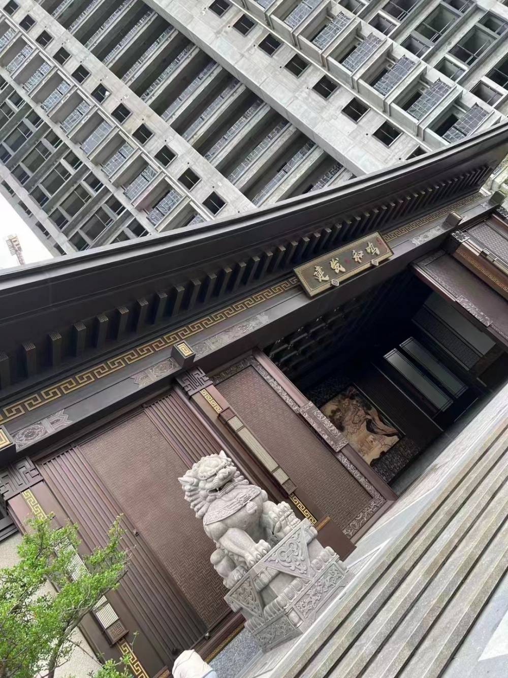 中式门楼钢廊架焊接包板花格售楼部不锈钢装饰工程