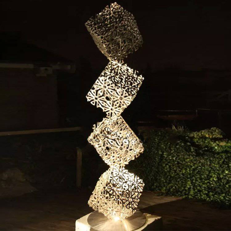 魔方雕塑摆件雕塑不锈钢雕透光魔方雕塑