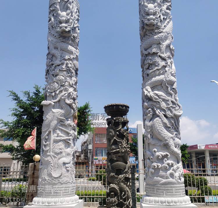 石雕龙凤呈祥浮雕圆形柱整石雕刻结构高浮雕