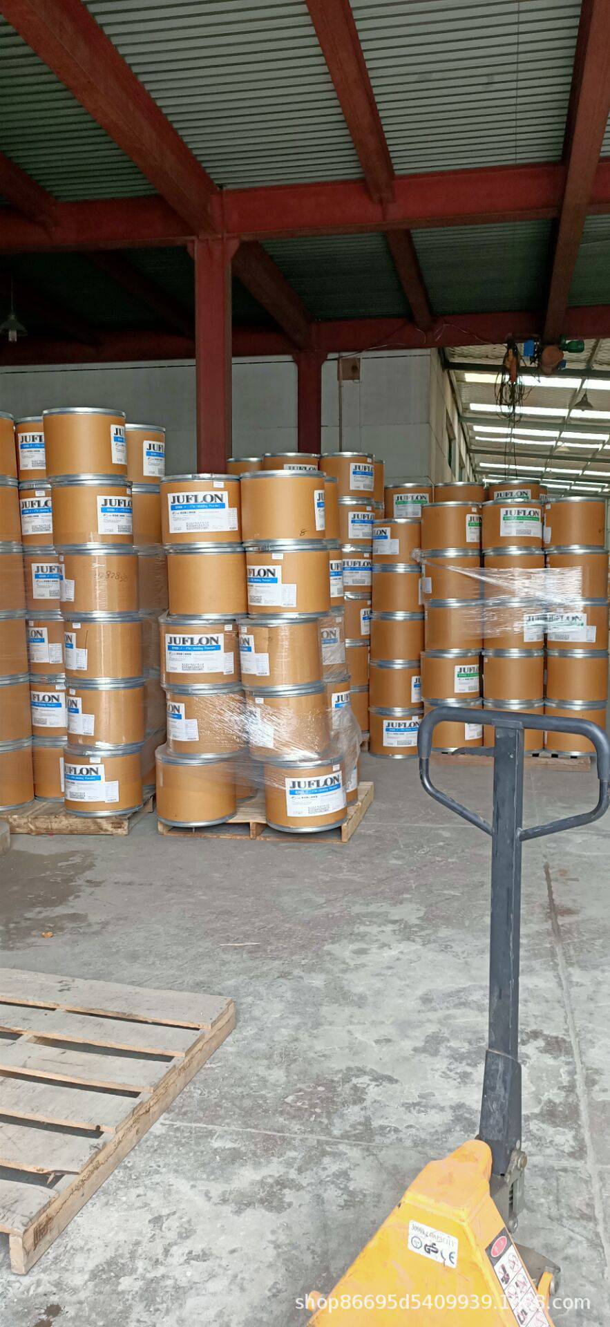 pvdf日本吴羽2950挤出级高粘度锂电池电极粘结剂电容器隔膜