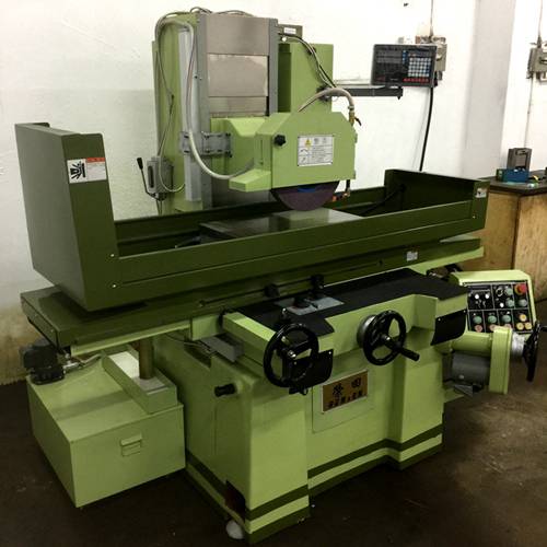 普创高平面大磨床精度极高