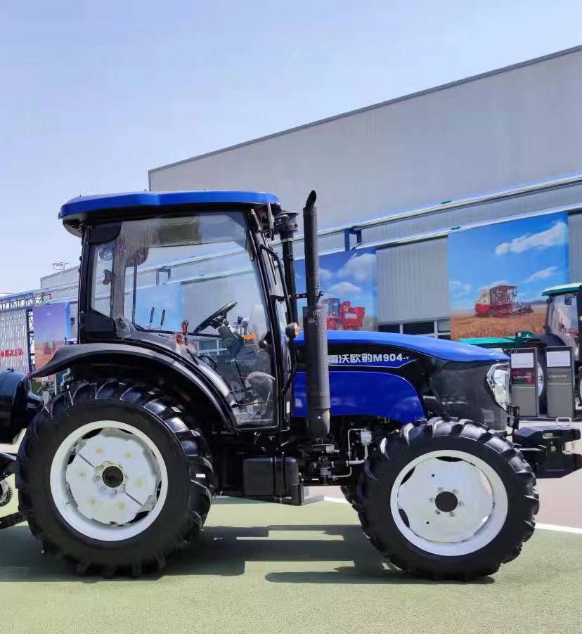 泰山904四轮驱动拖拉机多缸四轮耕田机山地丘陵开荒农用车