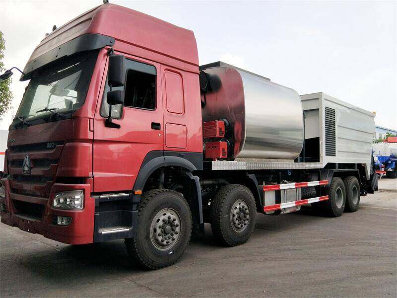 水泥洒布车喷头 洒布图片 山东同步封层车企业