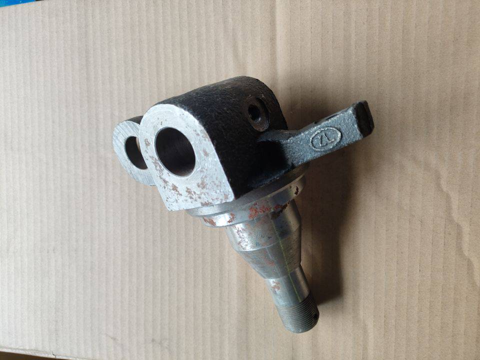 杭州叉车配件左右后轮转向节杭叉cpcd2030hb转向桥羊角轴头