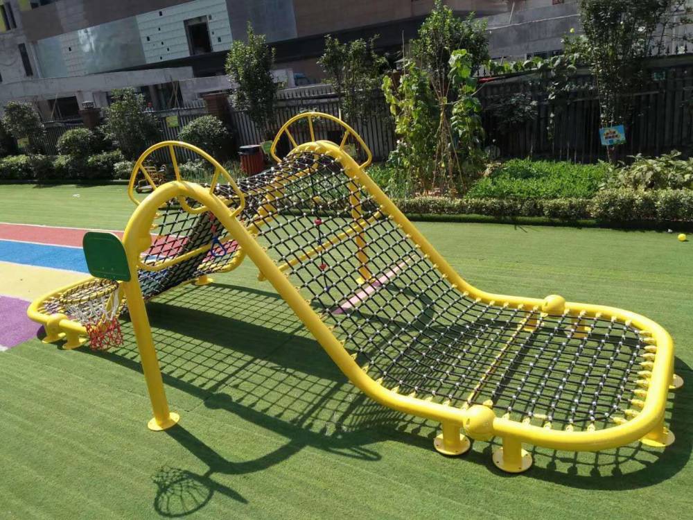 南宁儿童室外大型攀爬架幼儿行走组合户外拓展训练设备