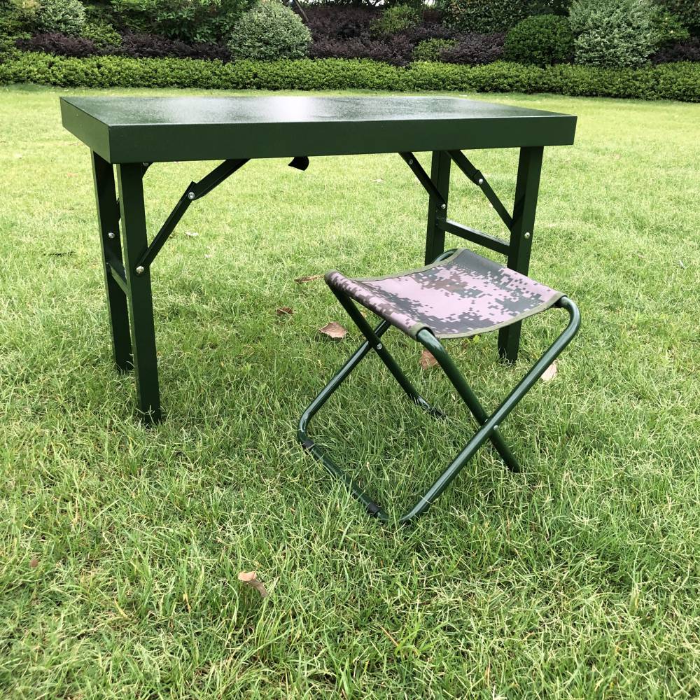 户外野战折叠桌军绿色折叠桌钢制折叠桌单人作业指挥桌