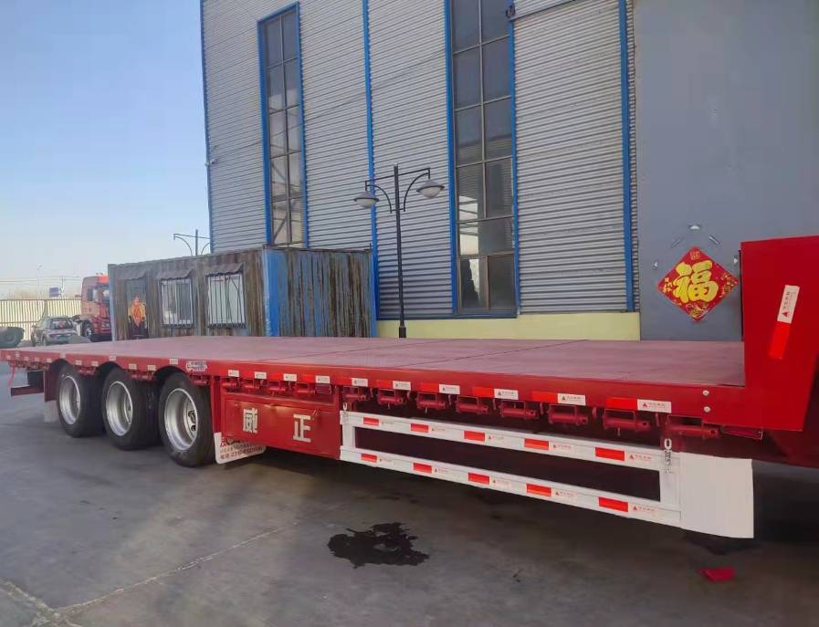 威正13米运输半挂车平板运输车