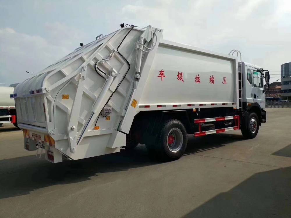 东风压缩垃圾车 小型压缩垃圾车价格