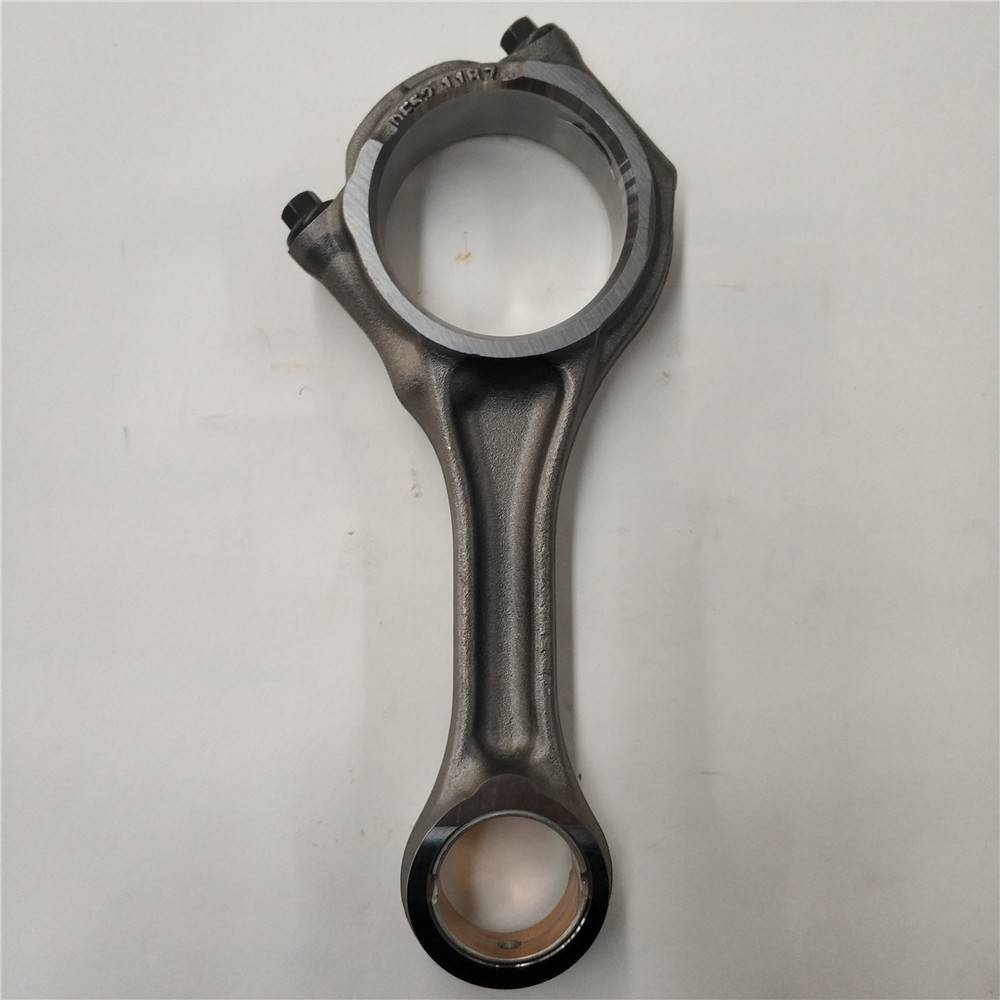 福田康明斯isf38连杆5257364陕汽德龙卡车发动机配件
