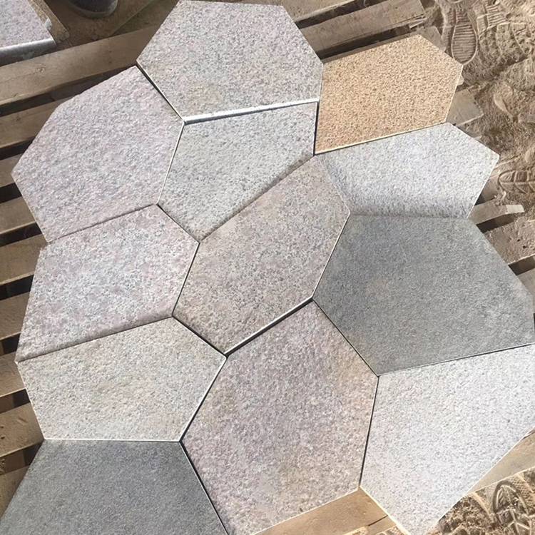 广场铺地花岗岩碎拼火烧面芝麻白冰裂纹公园铺地砖