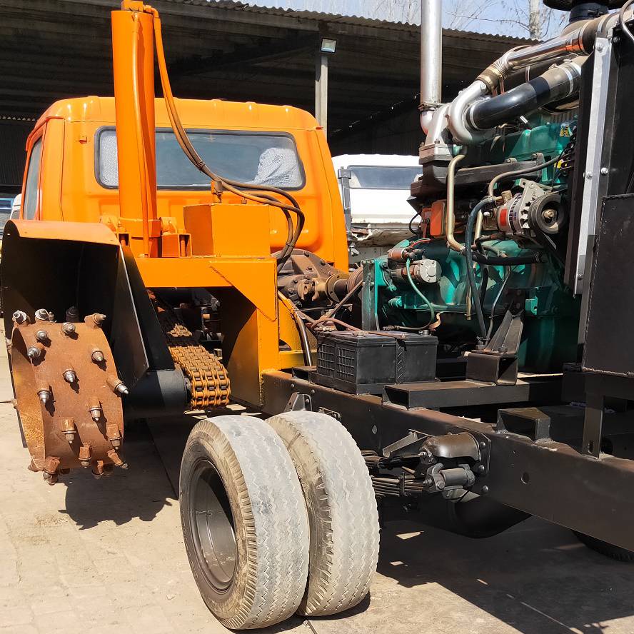 路通盘式50厘米宽路沿石开沟机路面切边机公路挖槽机大型施工打沟机械