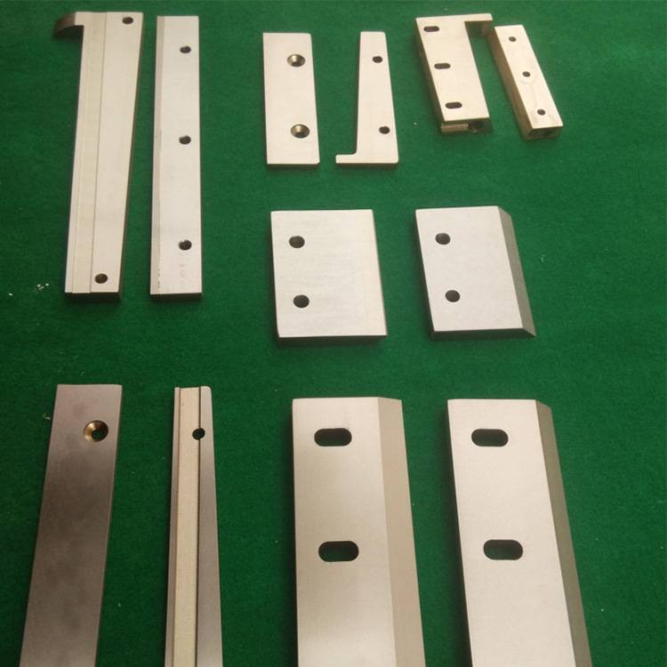 凌刃制袋机裁切刀片镶合金封切刀片长条横切机刀片定做