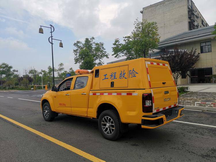 人防工程防汛应急抢险车应急管理局应急抢险排水车图片
