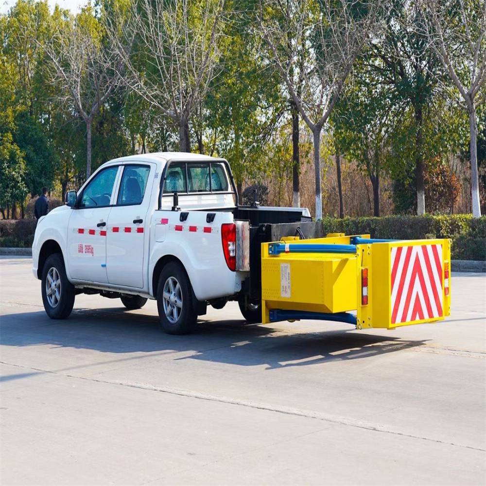 国六江铃皮卡防撞缓冲车100k防撞缓冲车城市高速施工高速公路养护