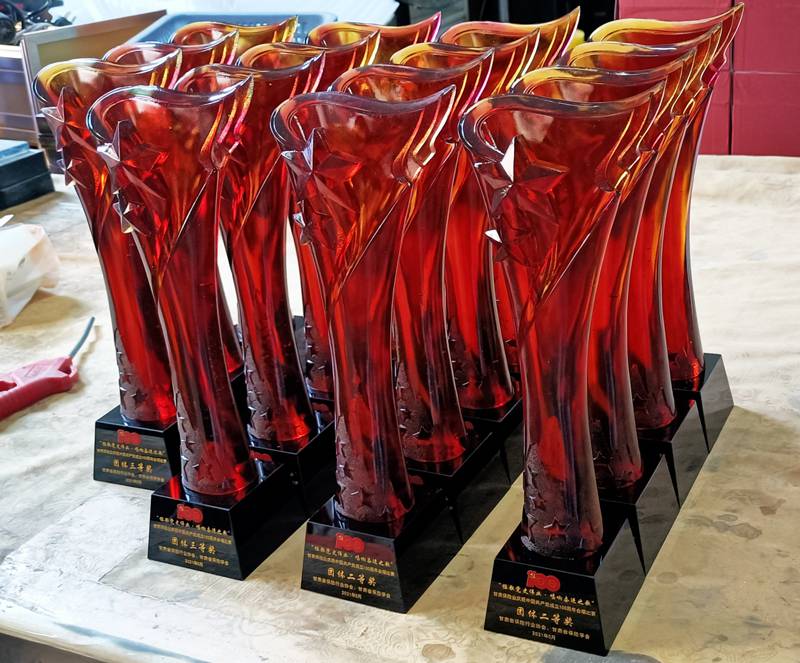 水晶琉璃五星奖杯服务之星奖杯五星红旗奖杯五四青年共青团奖杯青年