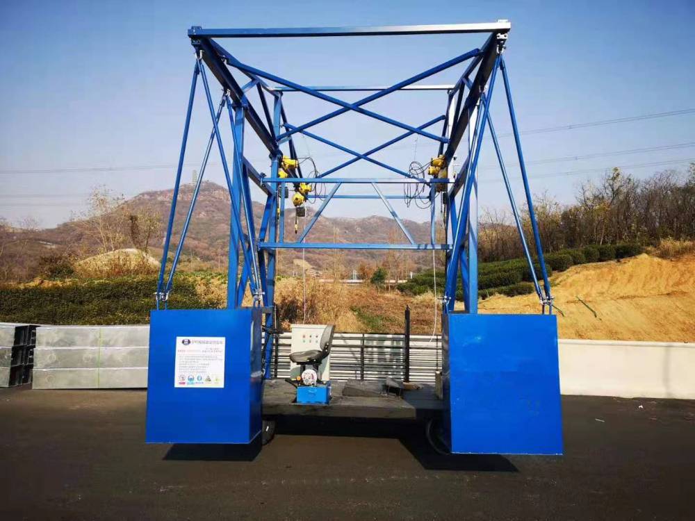 桥梁施工防撞台车2吨配重安全施工操作台防撞墙模板施工台