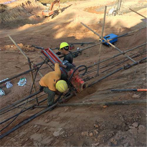 云南昆明履带潜孔钻机安全保障 云南昆明履带潜孔钻机安全保障