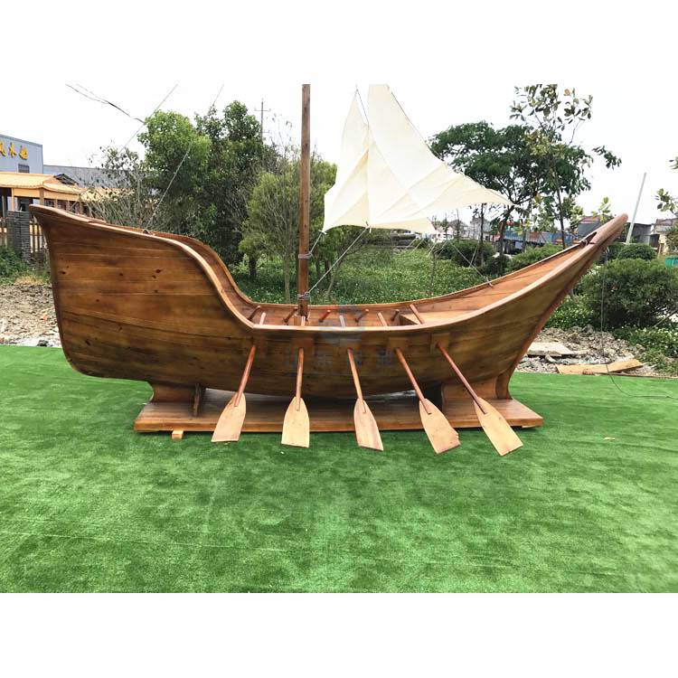 锦州东方华地温泉湿地旅游区加勒比风格木质海盗船美陈厂家