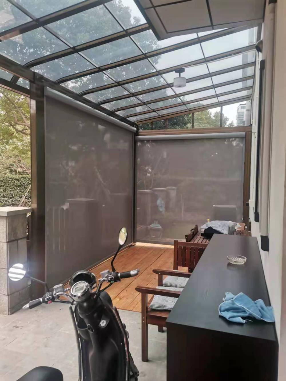 智能遮阳防风卷帘窗帘电动防雨遮阳隔热户外遮阳卷帘智能卷帘窗