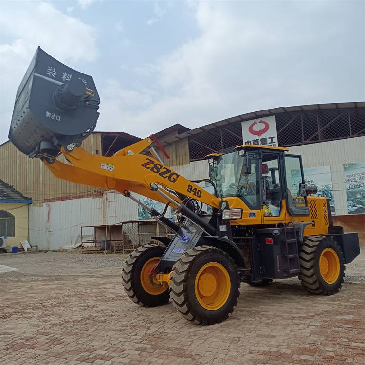 935装载机带搅拌斗一体机铲车改装自卸料搅拌机一机多用