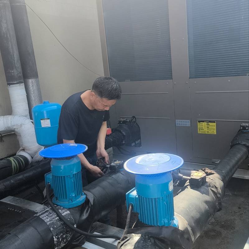 工业烧热水设备 空气能热水工程一体机