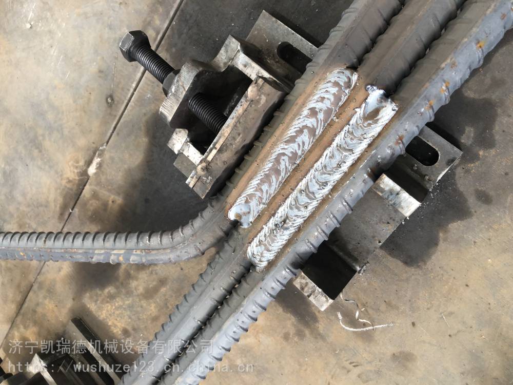 盖梁骨架片焊接机器人操作规程钢筋骨架片焊接机器人