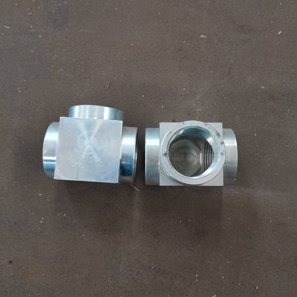 隆原内螺纹气体灭火三通消防高压中大三通锻制工艺内外镀锌