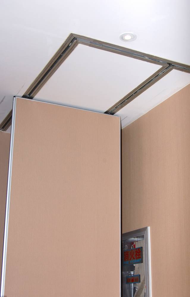 办公室免漆板推拉折叠屏风隔断墙深圳赛勒尔65型活动隔断吊挂屏风