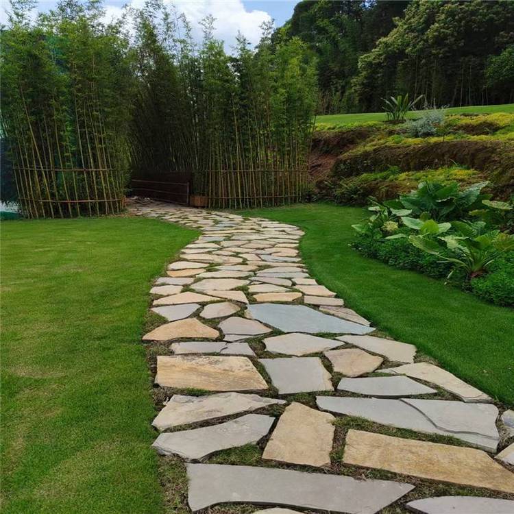 天高云淡粉石英碎拼石乱形文化石粉石英乱形石灰石英碎拼石