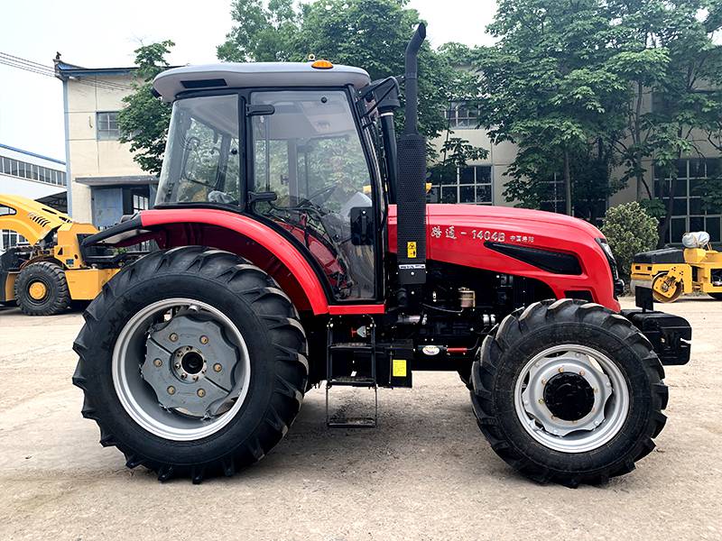 通化140马力四驱农用拖拉机经销商1404东方红动力多功能耕地拖拉机